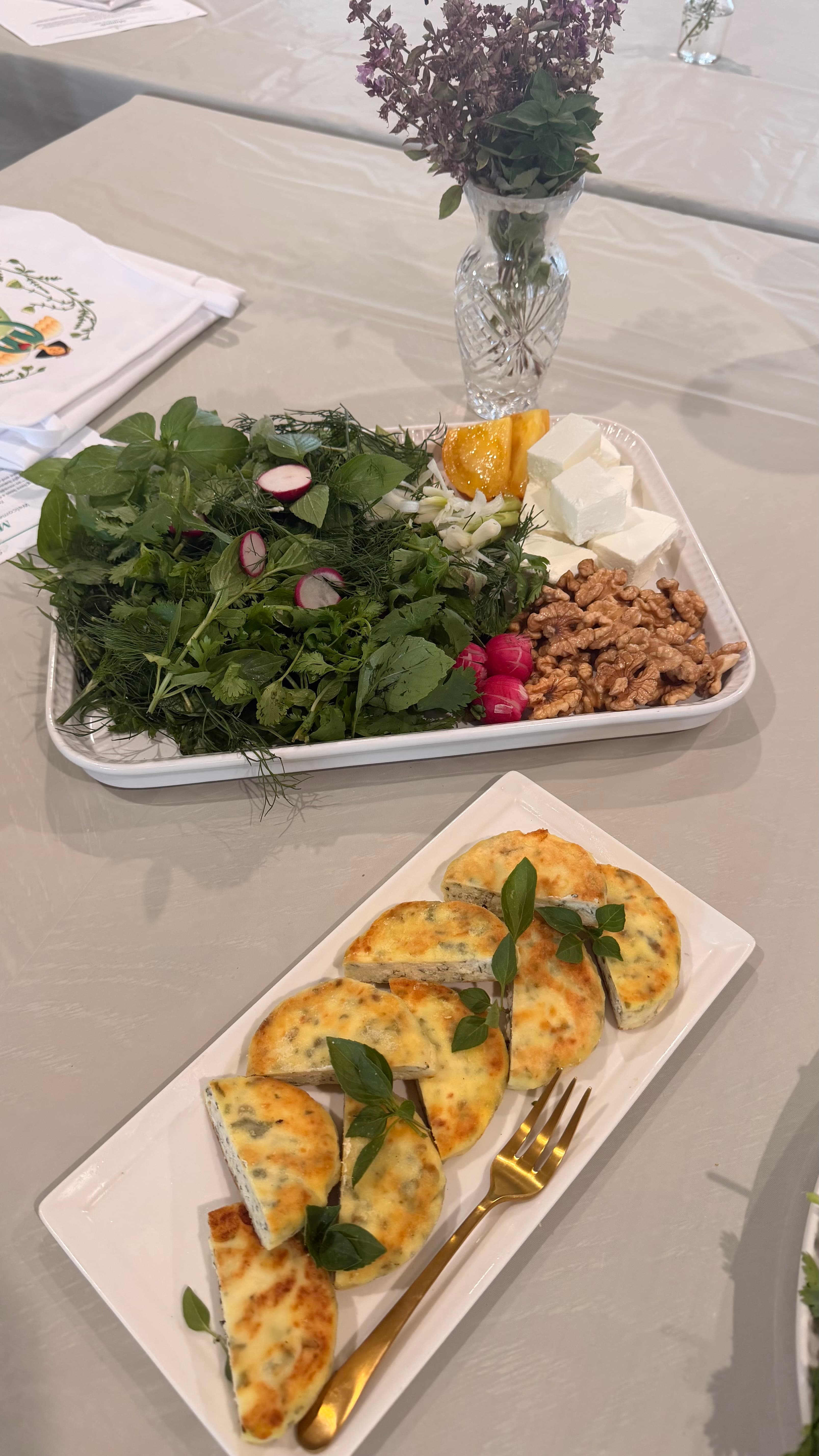 Barbari & Persian breakfast — photograph 1